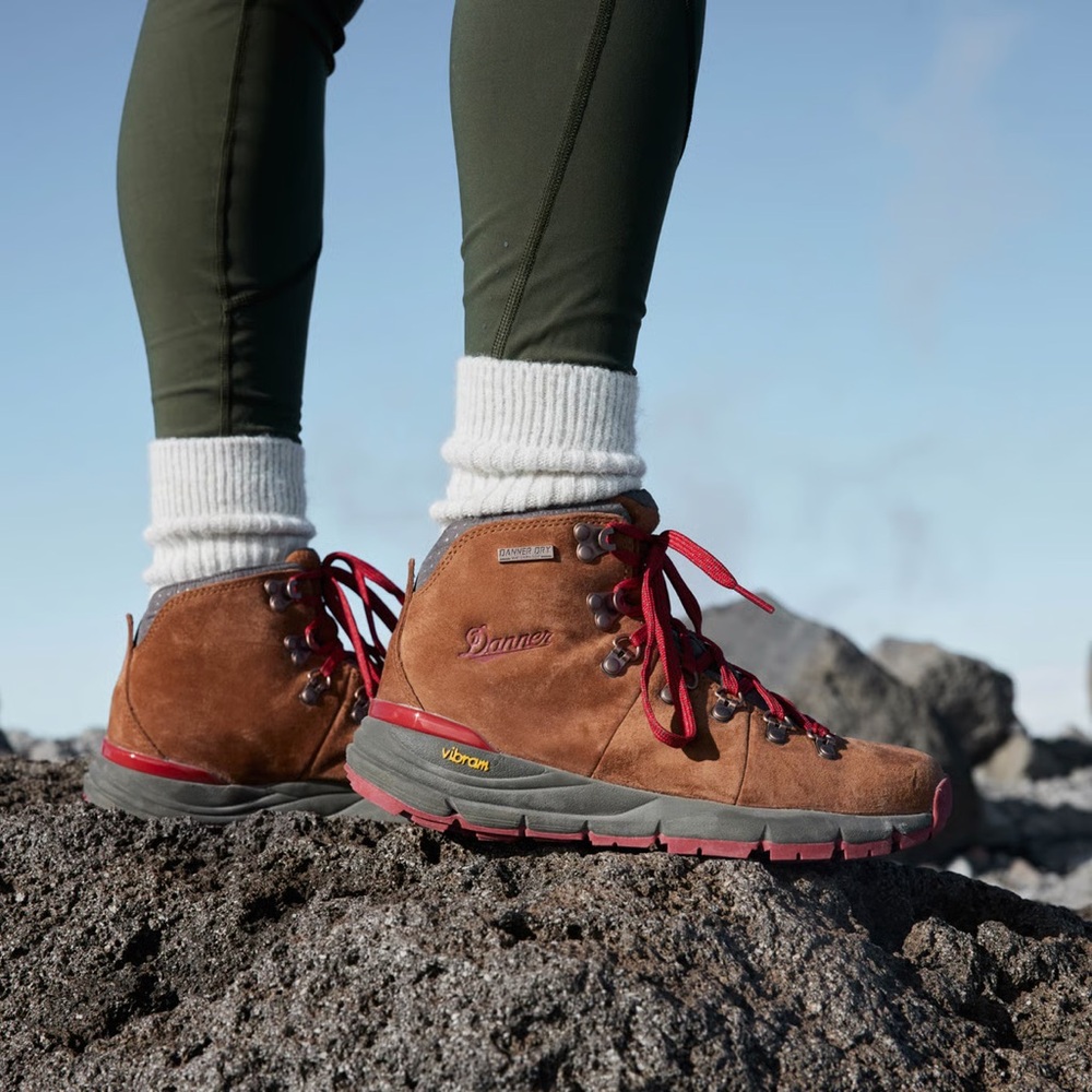 DANNER Mountain 600 Hiking Boots Brown Red 7